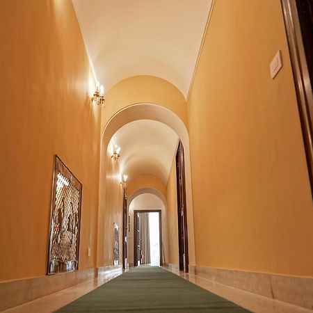 Dimora Donna Elena Bed & Breakfast Naples Exterior photo