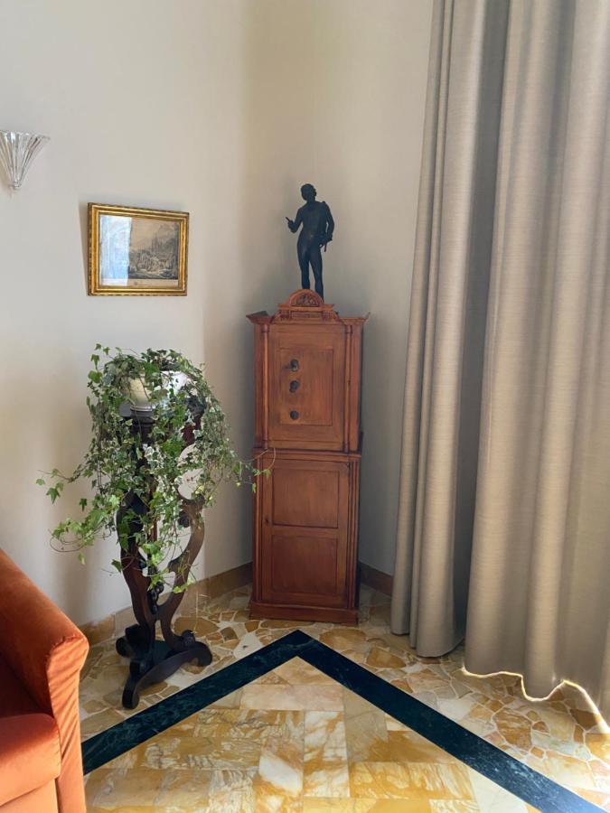 Dimora Donna Elena Bed & Breakfast Naples Exterior photo