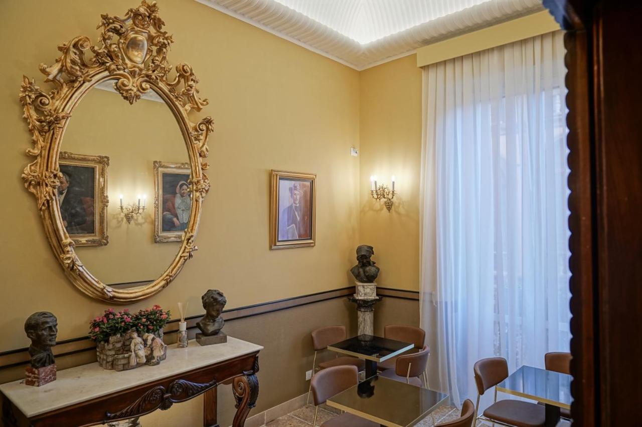 Dimora Donna Elena Bed & Breakfast Naples Exterior photo
